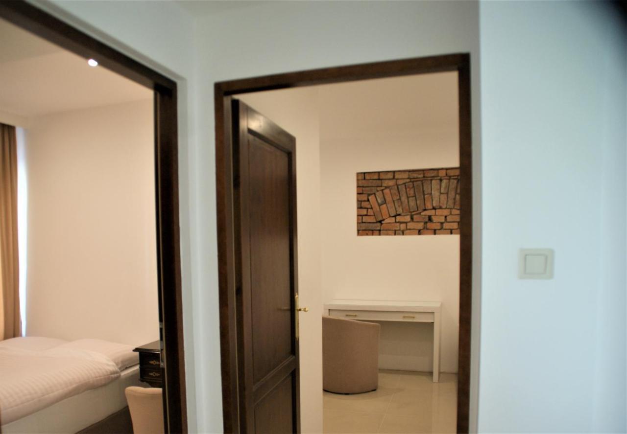 Villa La Val, Apartamenty Wałbrzych Εξωτερικό φωτογραφία